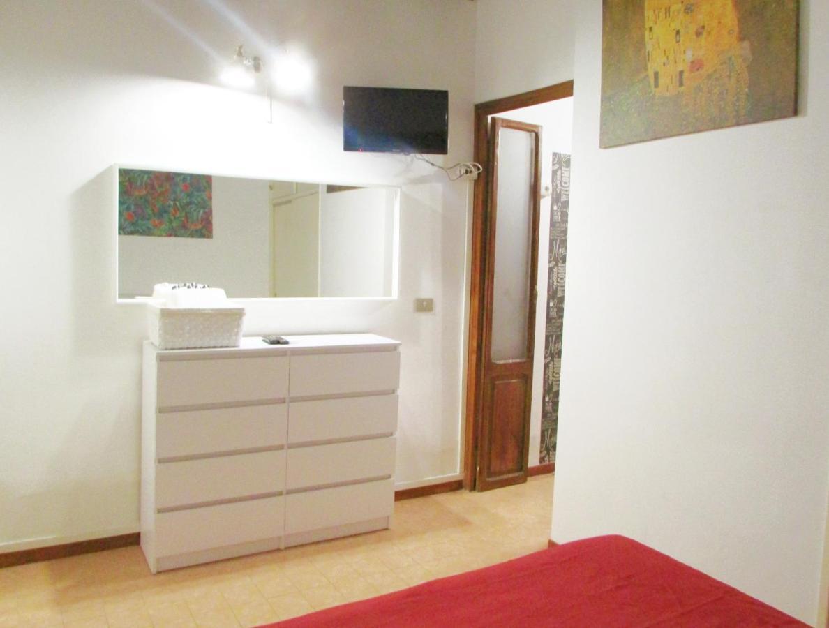 Colosseum Country Chic Apartment Roma Ngoại thất bức ảnh